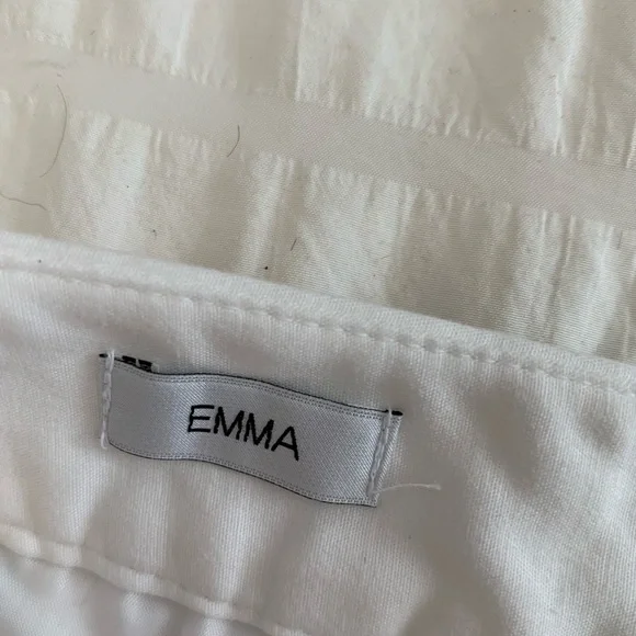 Liz Claiborne White Cropped Pants - Picture 5 of 16